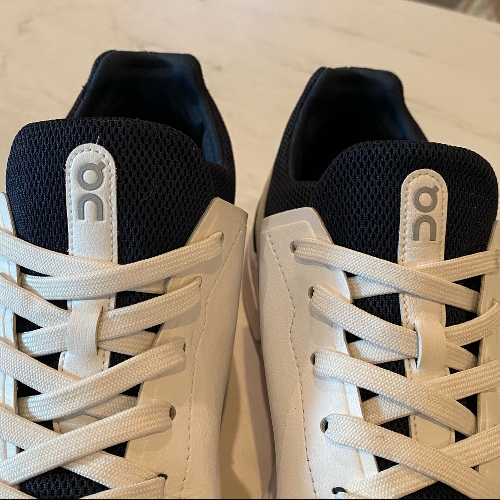 On Cloud "The Roger Advantage" White 11.5 - Picture 7 of 15